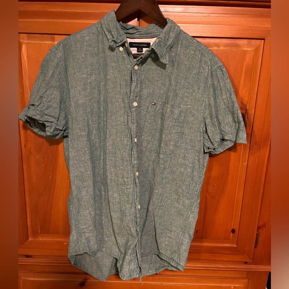 Tommy Hilfiger Men's Casual Blue Button Down Shirt